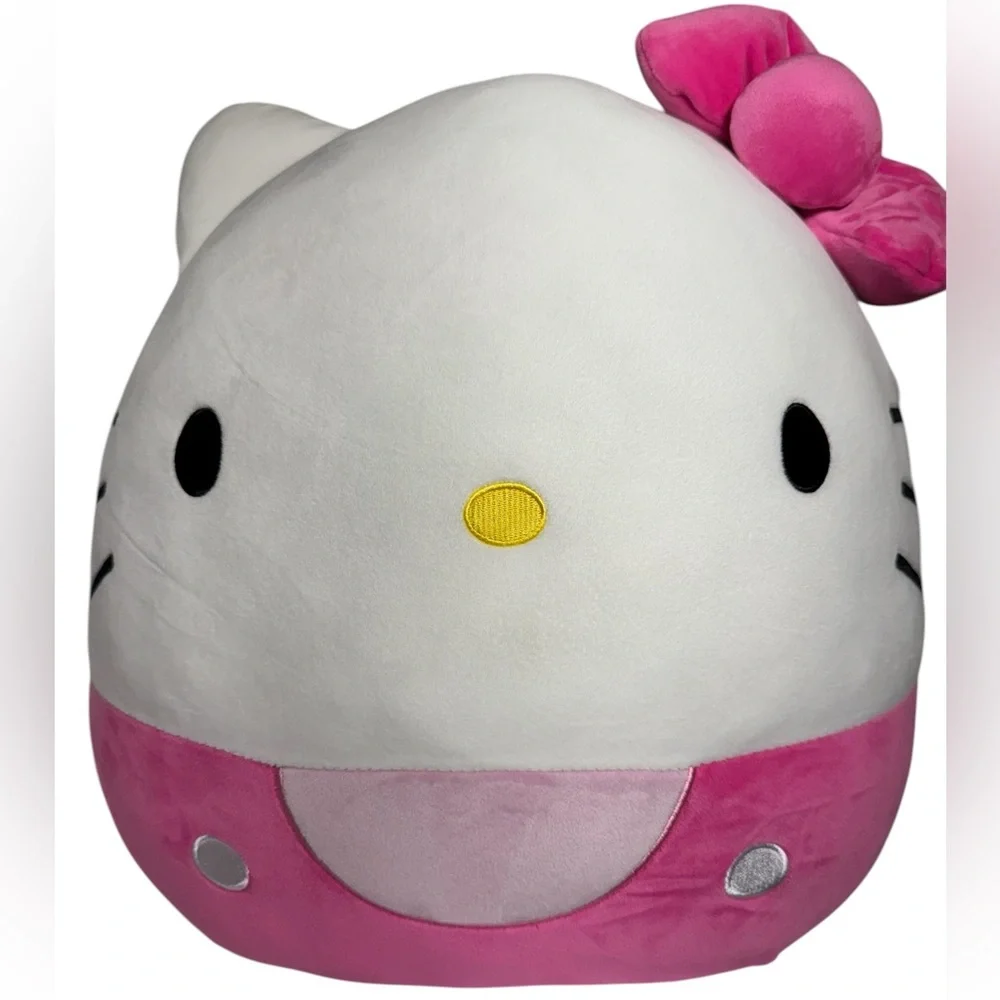 NWOT 14” Squishmallows Hello Kitty Pink Bow & Shorts Sanrio Ultrasoft Stuffed